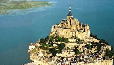 Privat jetuthyrning Granville Mont Saint Michel aerodrome