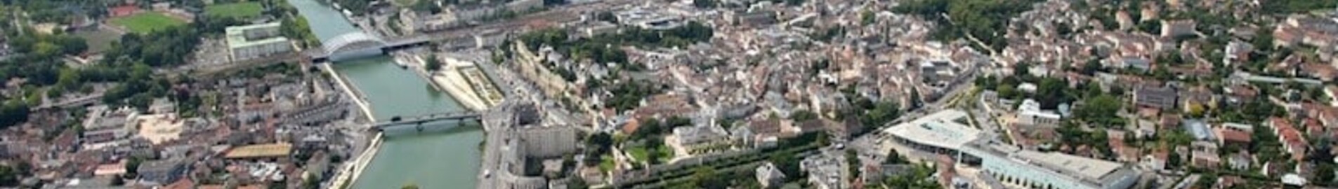 Pontoise Cormeilles: privatjetuthyrning 
