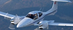 DIAMOND DA 42 TWIN STAR: uthyrning av privatjet