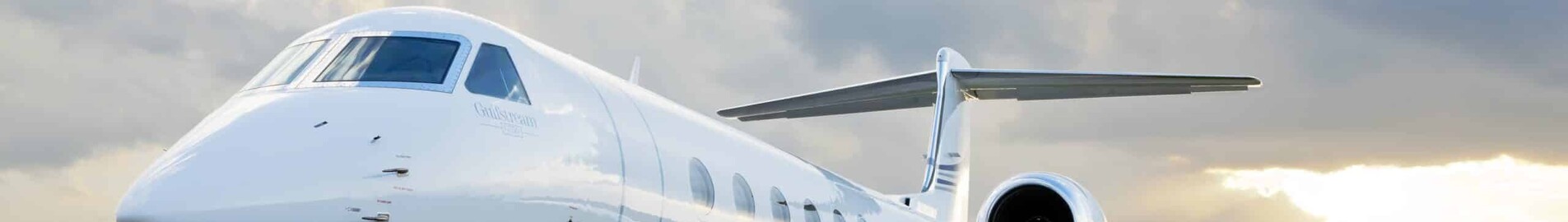De stigande bränsleprisernas inverkan på flyg- och affärsflyget
