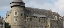Colmar Houssen: hyra av privatjet 