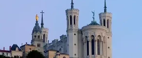 Lyon Bron: hyra av privatjet 