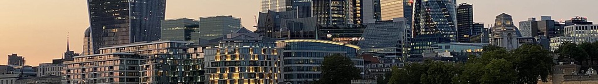 Neapel - London: privat jetuthyrning
