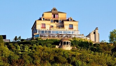 Hyr en helikopter för Domaine de la Corniche nära Giverny