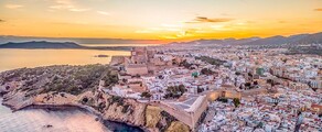 Neapel - Ibiza: privat jetuthyrning