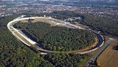Första flygningar med helikopter och racerbil: Montlhéry-banan