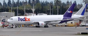 Plats avion cargo BOEING 767-300F
