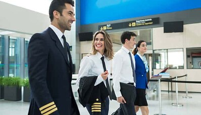 Att bli flygvärdinna: En komplett guide till framgång