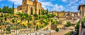 Siena: hyra av privatjet 