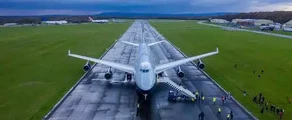 Dunsfold: hyra av privatjet 