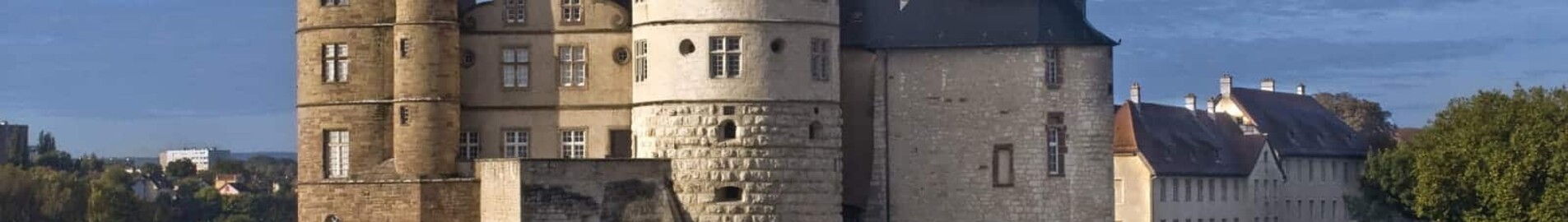 Montbeliard Courcelles: privat jetuthyrning 