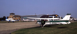 Dunsfold: hyra av privatjet 