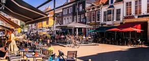 Groningen Eelde : plats för privatflyg 