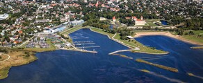 Kuressaare : privat jetuthyrning 