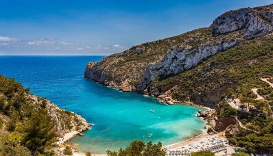Topp 10 drömdestinationer i Spanien med privatjet