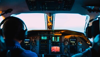 Varför finns det två piloter för en privatjet?